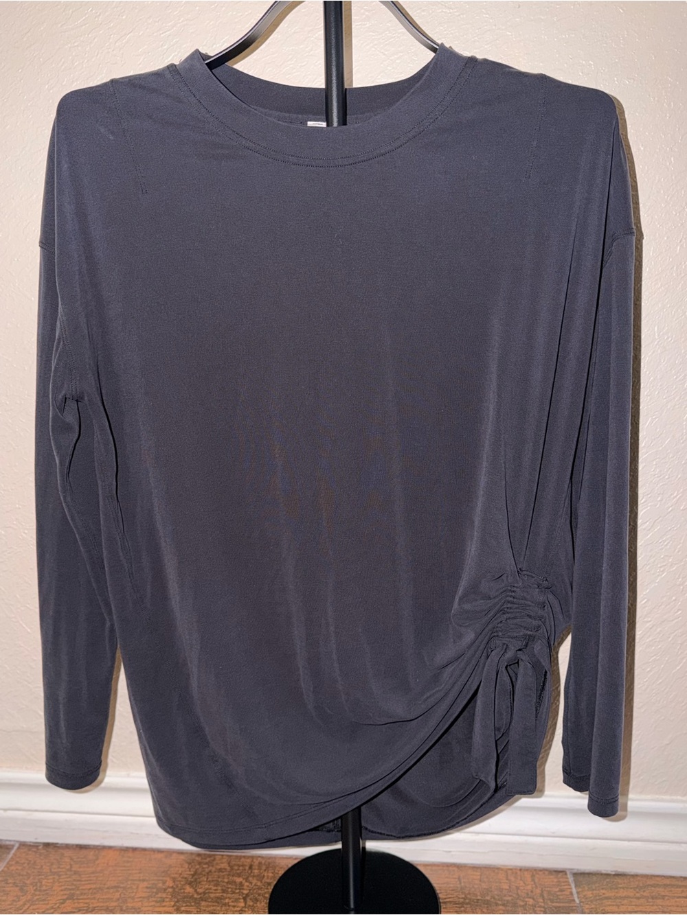 lululemon athletica Black Long-Sleeve Side Ruched Top